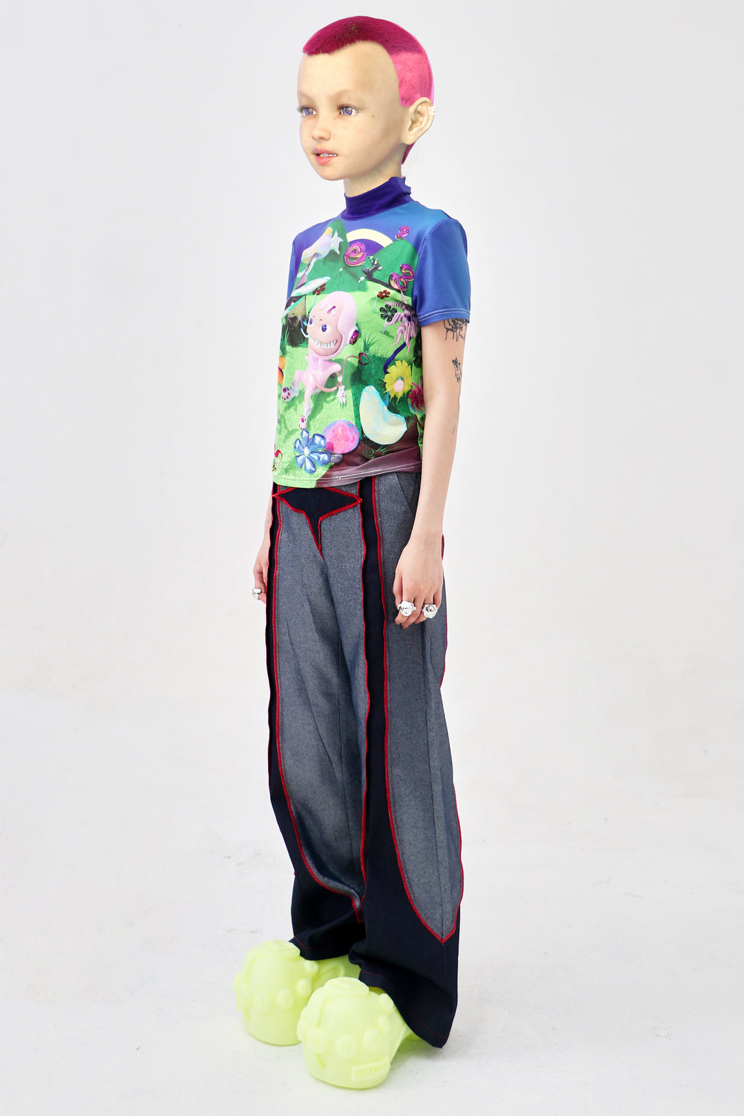 EMBRYO E23 LITTLE ONE printed mock-neck tee — additional styled view