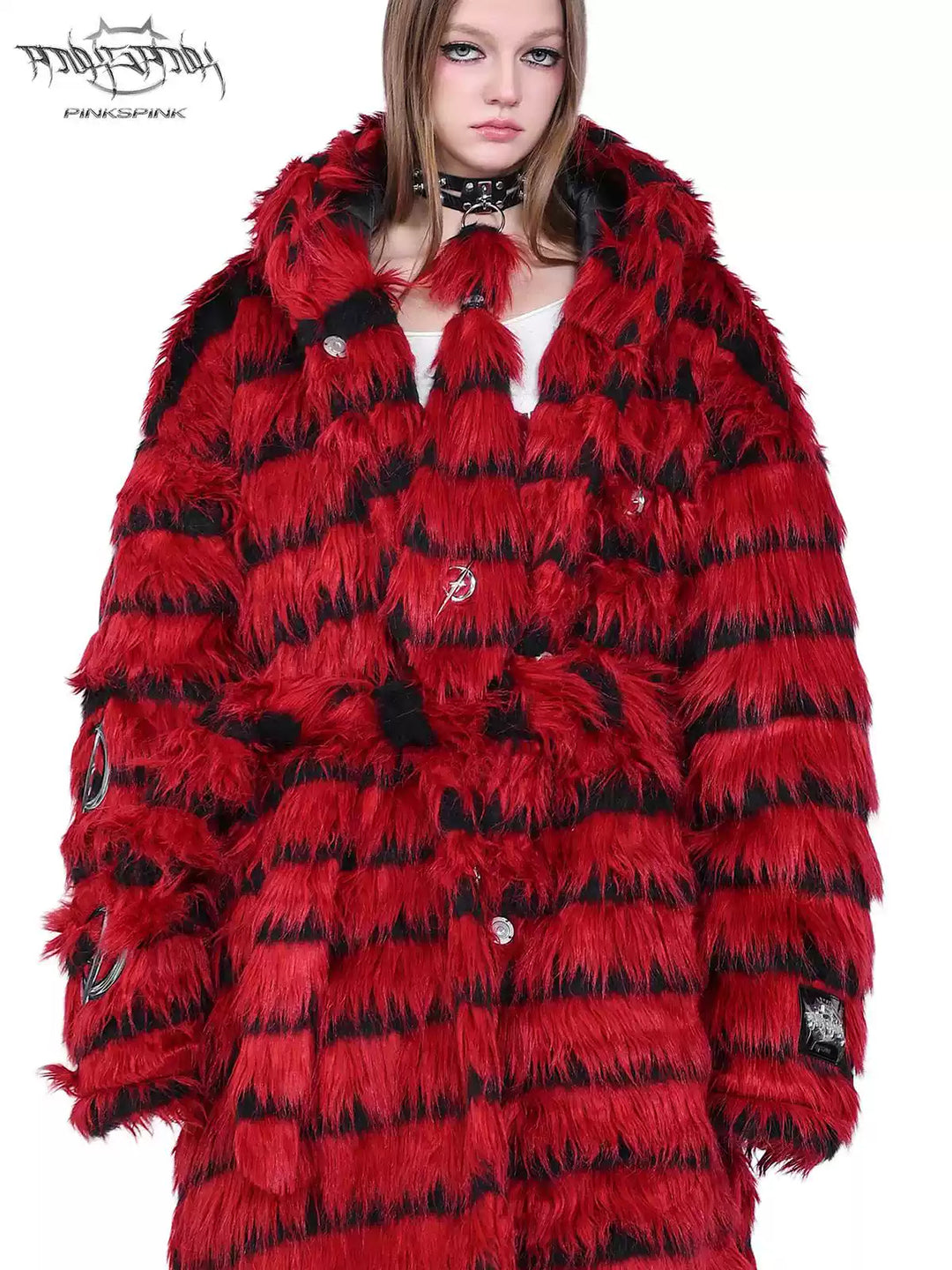 PINKSPINK ELECTRIC MOON black-red faux-fur studded collar — close modeled view highlighting the construction