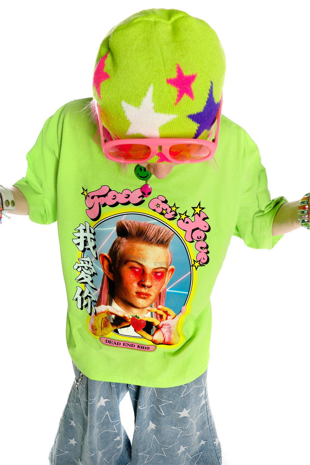 DEADENDKIDS LOVE HATE oversized graphic tee — material and print detail