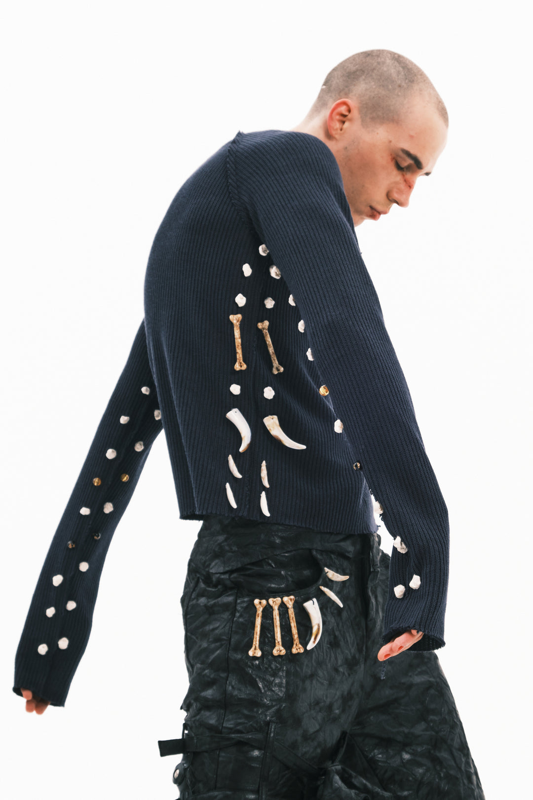 EMBRYO BONEWORK hand-knit sweater — additional product detail view