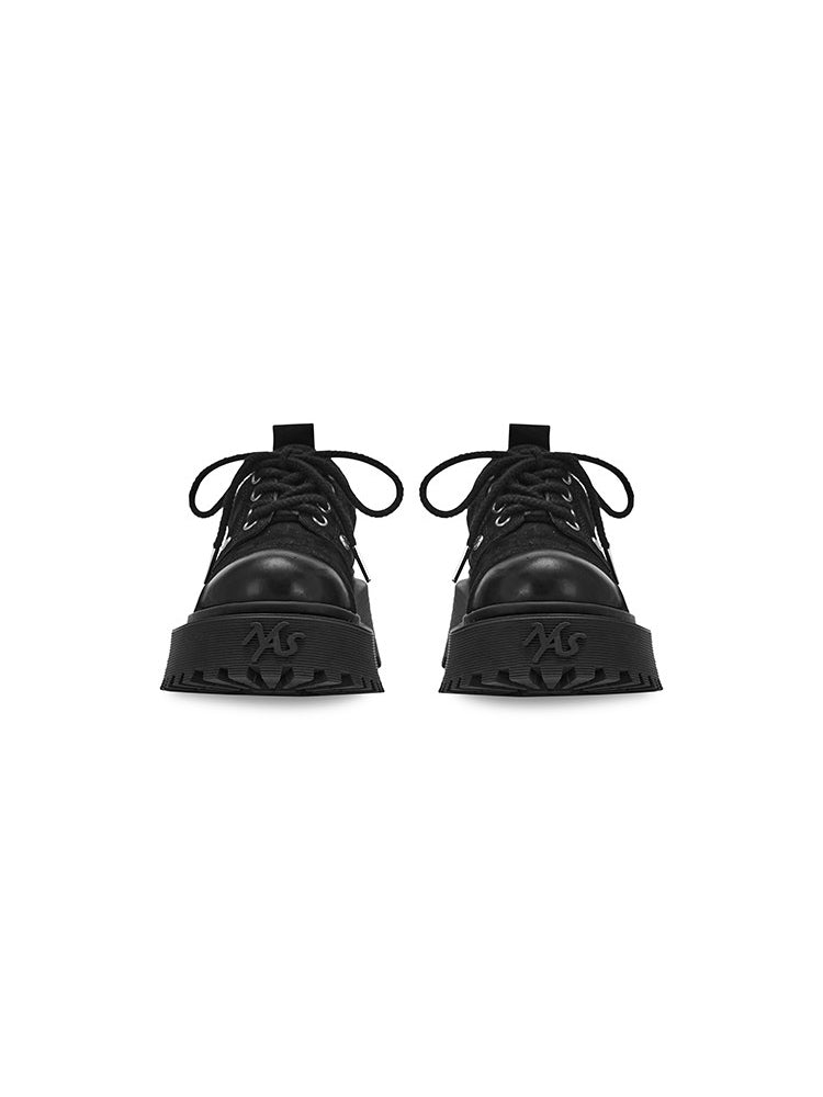 NAWS MOORE matte leather platform Derby shoes in MOORE BLACK — straight-on shoe-only view showing rounded toes and laces.