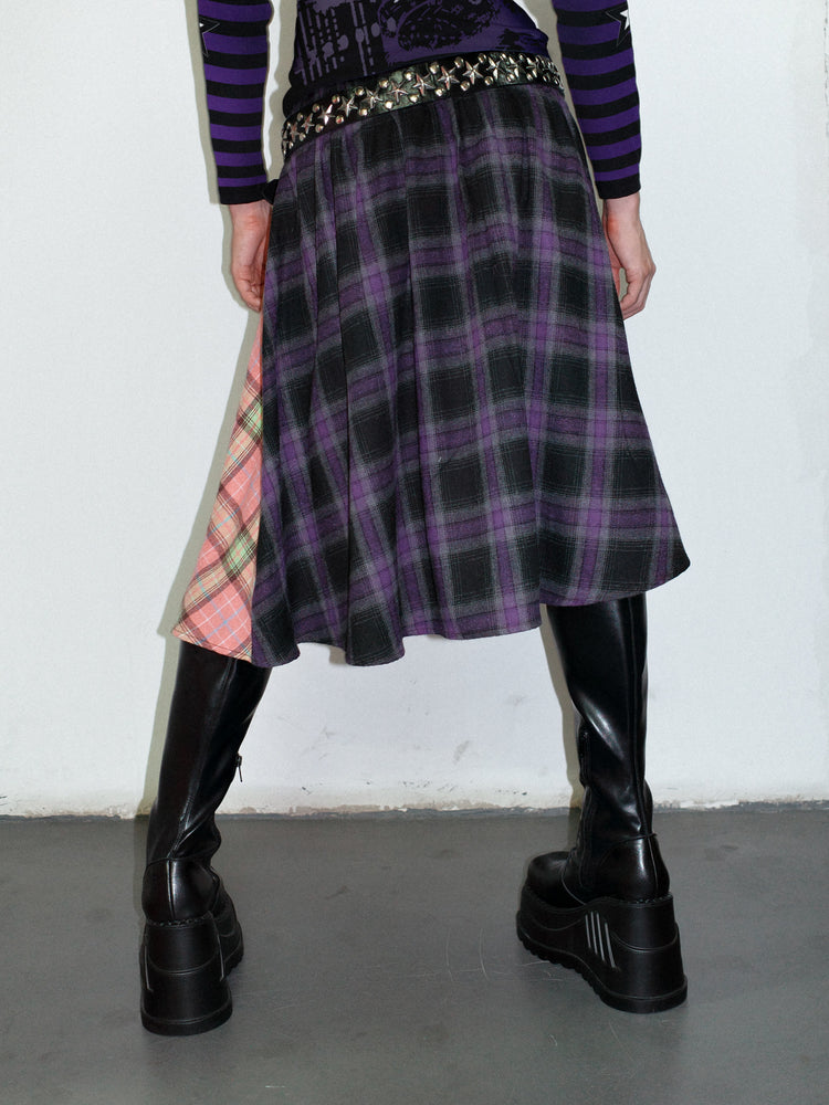 DeadEndKids BadGals Club double-sided plaid A-line skirt — pink-purple reverse-panel view