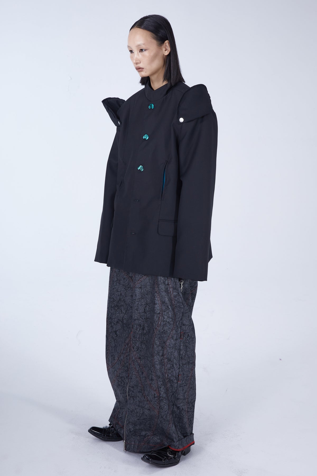 EMBRYO IMPERIAL GUARD detachable-shoulder Zhongshan blazer — product-only front view