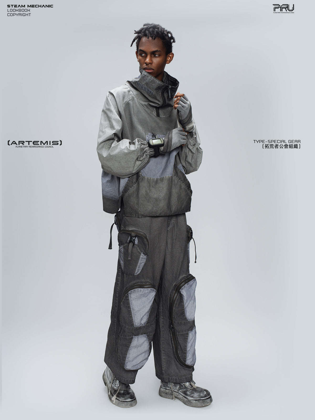 PIONEER moon dust gray detachable-pocket utility hoodie — alternate product view
