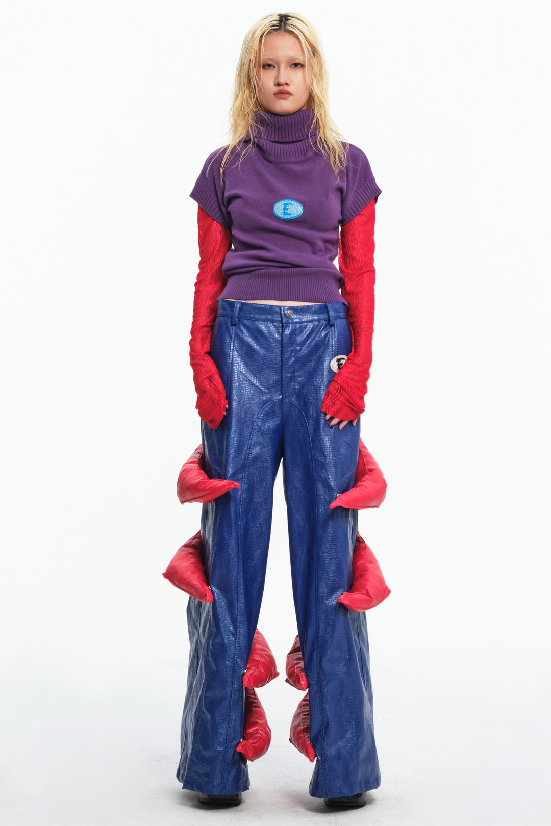 EMBRYO RED CLAW convertible padded PU pants — alternate modeled angle
