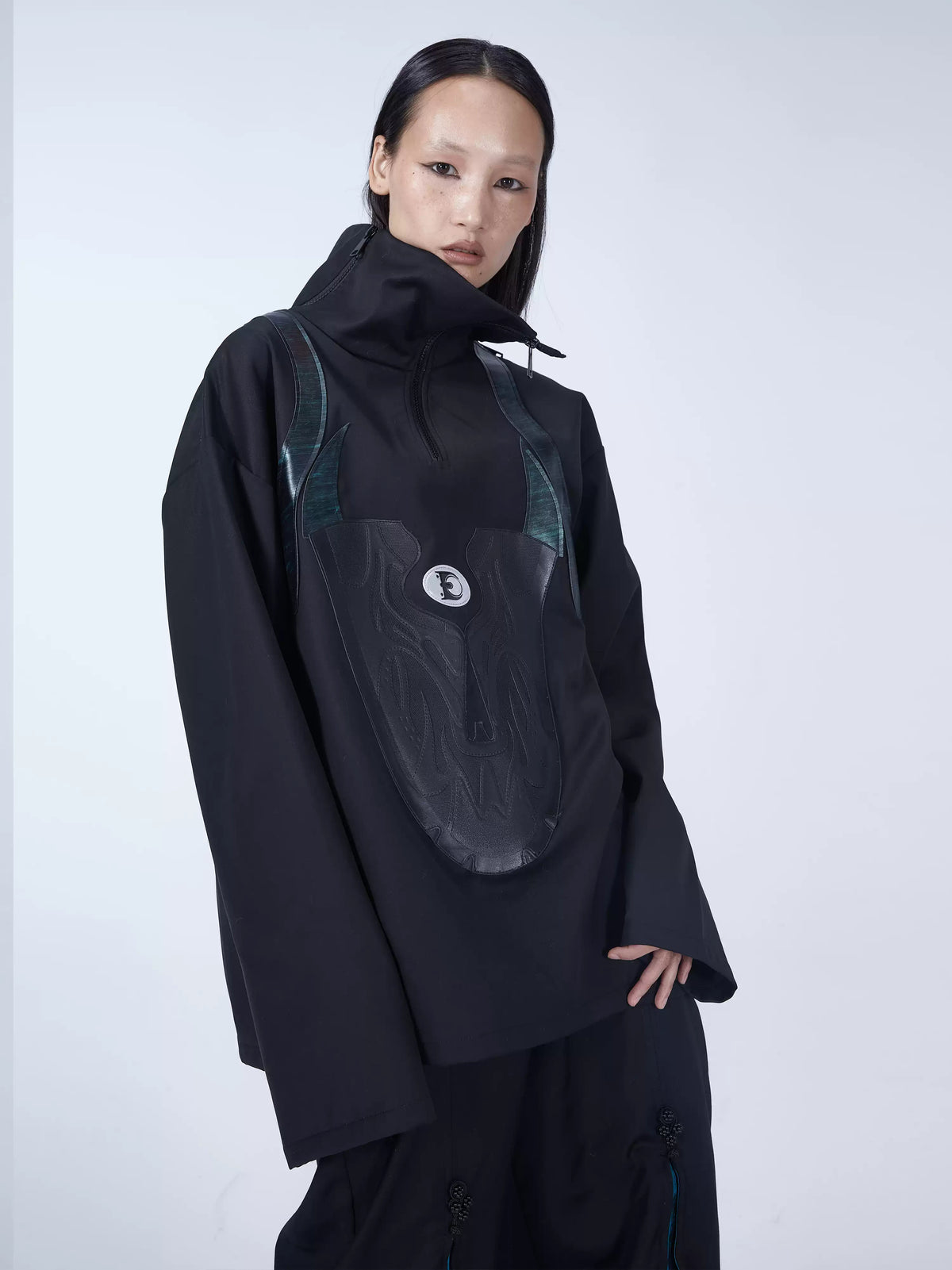 EMBRYO SHOE COLLAR asymmetrical sweatshirt — rear or construction presentation