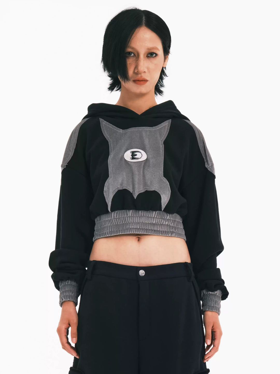 EMBRYO GUARD CORE cropped graphic sweatshirt — front product presentation