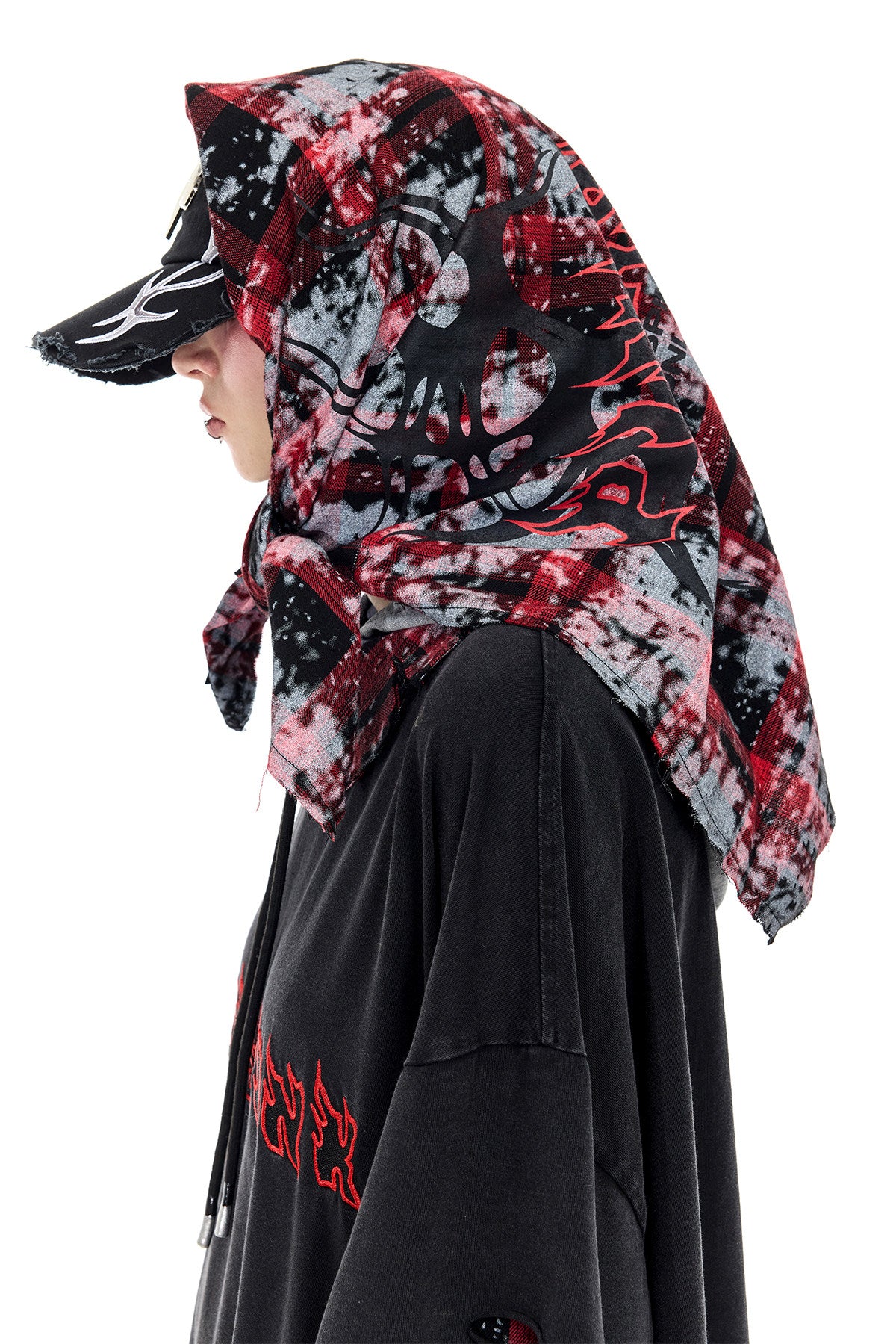 PINKSPINK REMAKE red-plaid bandana top / headscarf — modeled detail view of the garment construction
