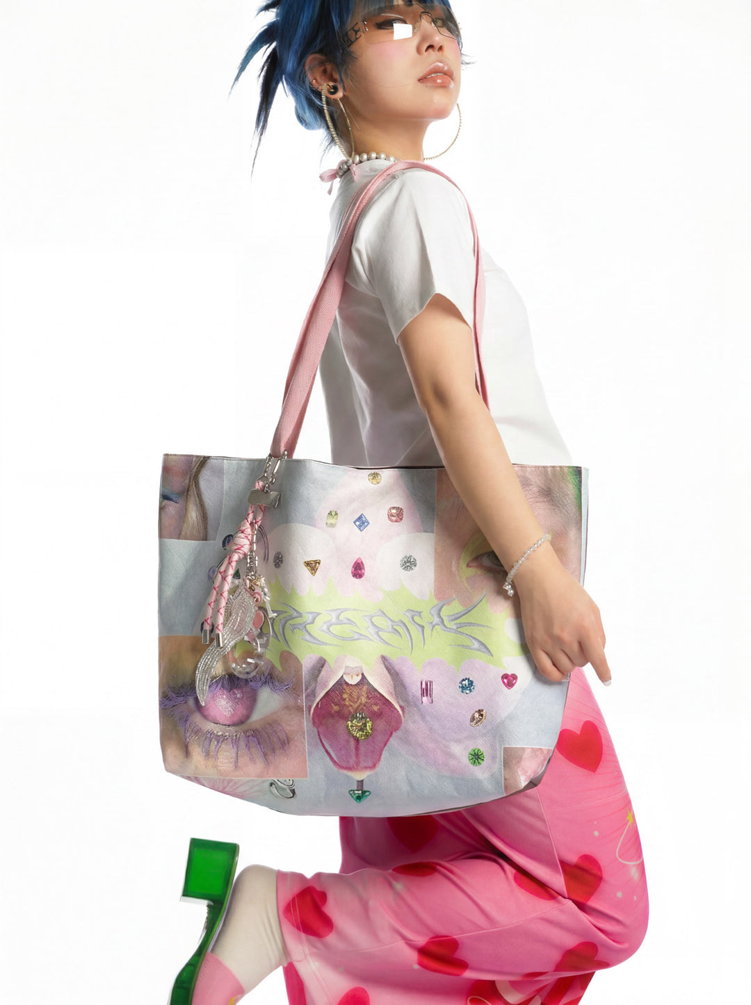 DEADENDKIDS GLITCH PRINCESS Tyvek tote bag — garment-only view