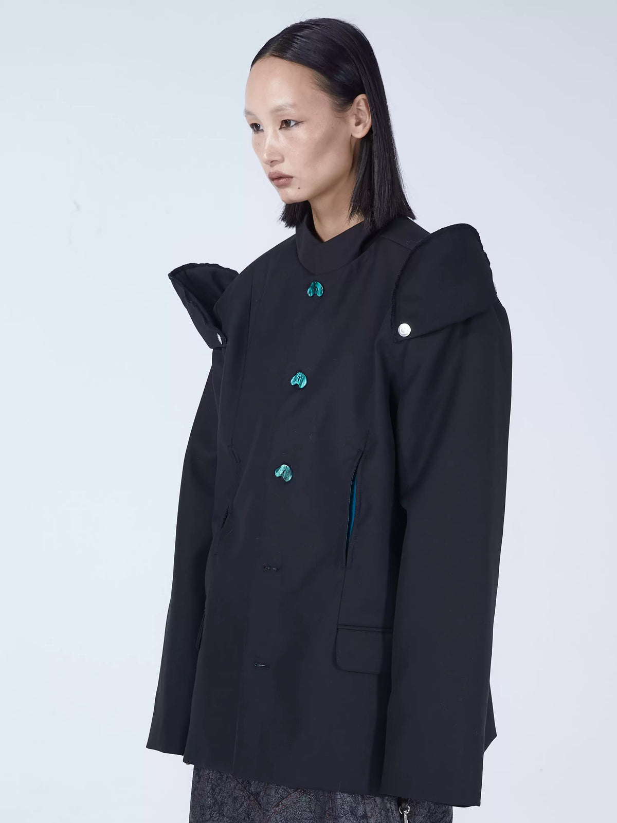 EMBRYO IMPERIAL GUARD detachable-shoulder Zhongshan blazer — alternate modeled angle