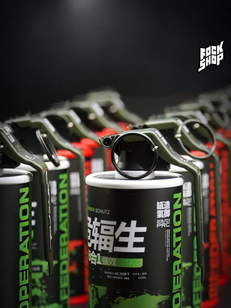 FOCKSHOP REBORN reactor canister prop — green canisters grouped upright with ring and clip details