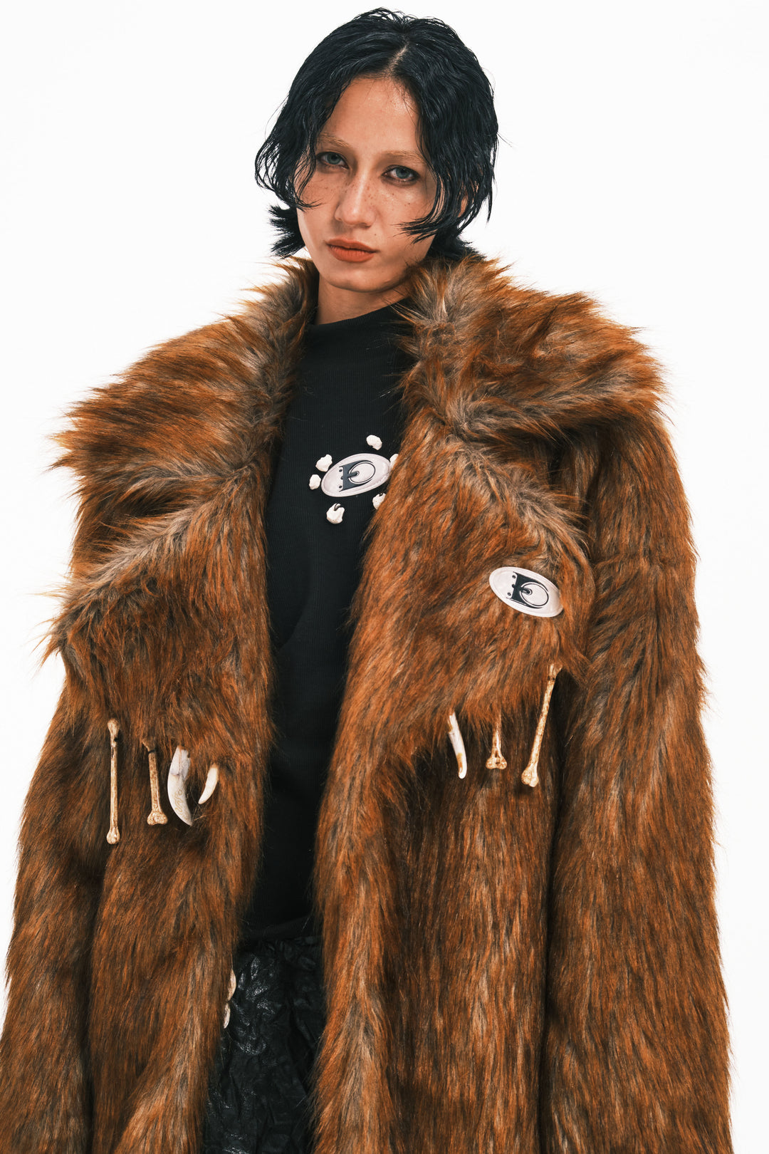EMBRYO PRIMAL BONE extra-long faux-fur coat — material and hardware detail