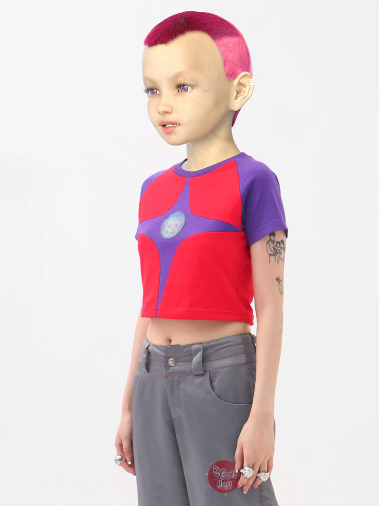 EMBRYO STARSHIFT cropped raglan tee — alternate modeled angle