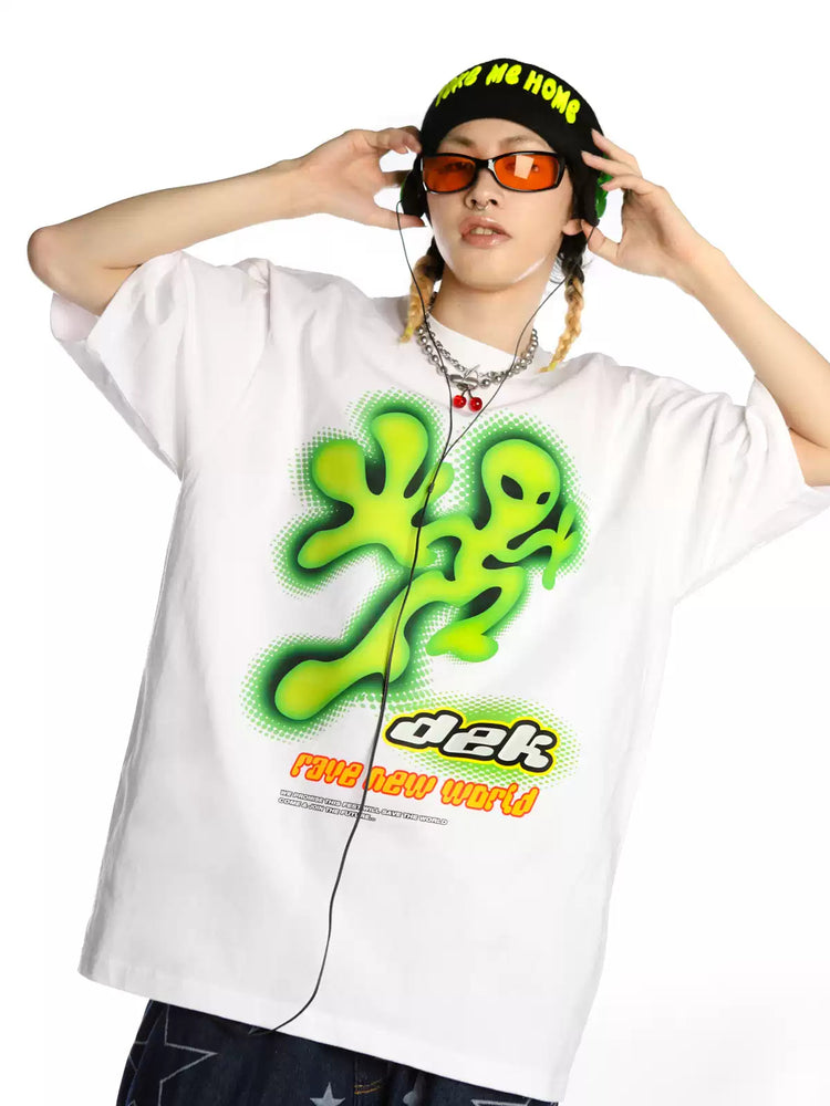 DEADENDKIDS ALIEN INVASION oversized graphic tee — side or detail presentation