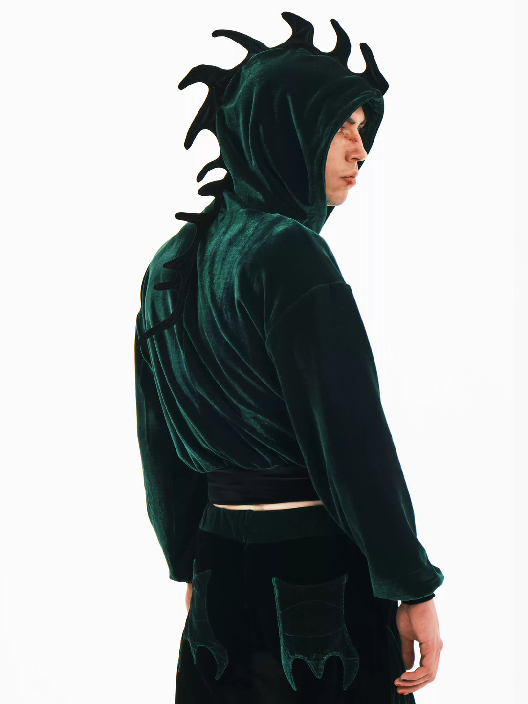 EMBRYO GREEN SPIKE cropped velvet hoodie — side profile
