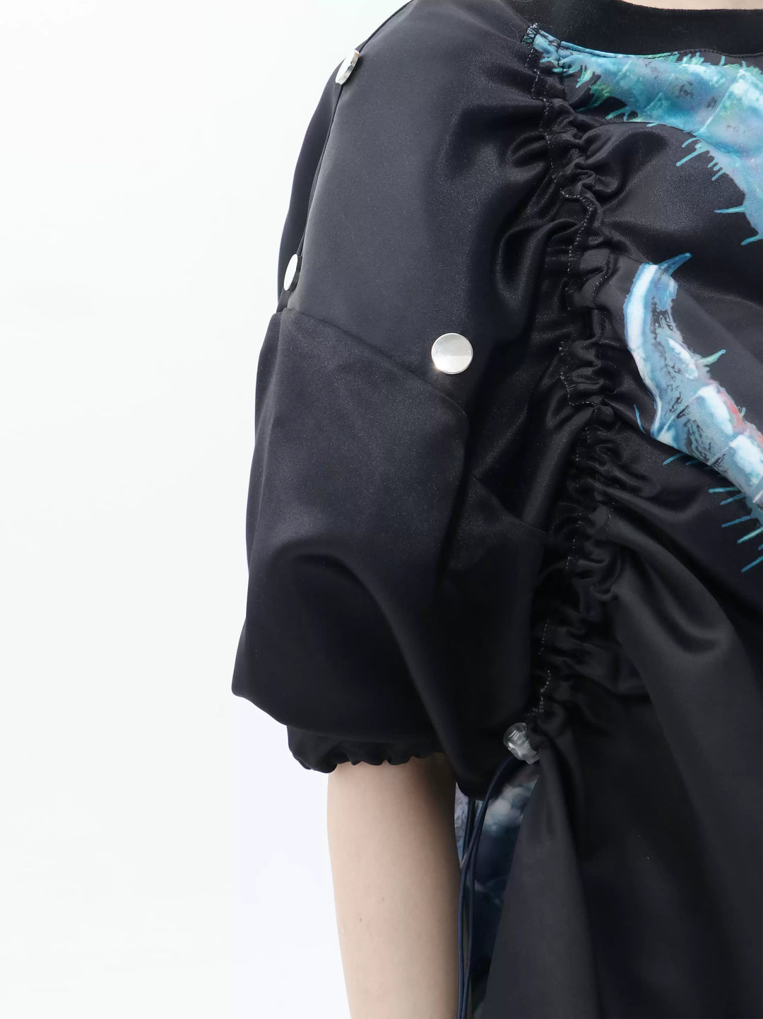 EMBRYO FIVE POISONS detachable-shoulder T-shirt — side profile