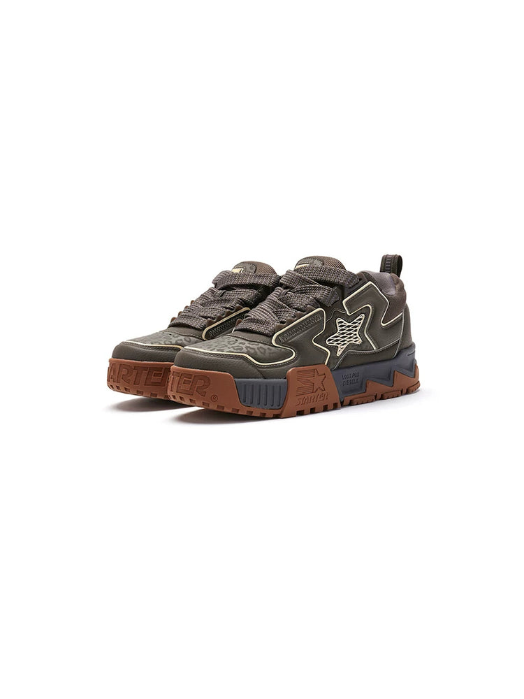 STARTER PUFF Black Chocolate pair in a clean three-quarter studio view, showing padded star panels, broad laces and sculpted platforms