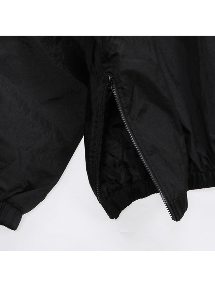 HAVE A GOOD TIME ANORAK side zipper and padded lining detail