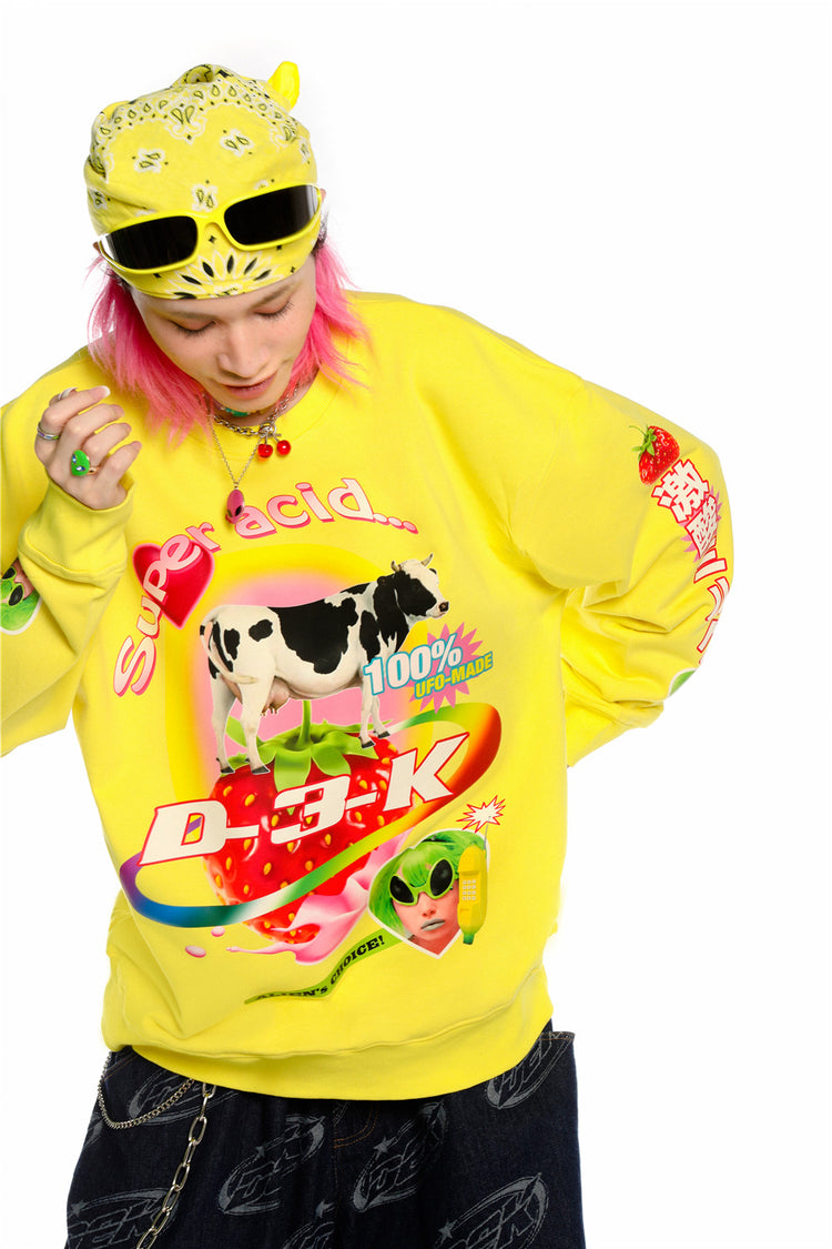DEADENDKIDS LEMON RIOT cotton sweatshirt — close modeled view