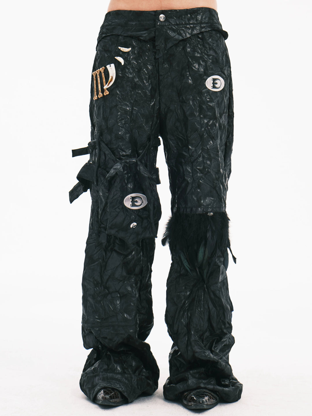 EMBRYO FEATHER LEG detachable-pouch flare pants — front product presentation