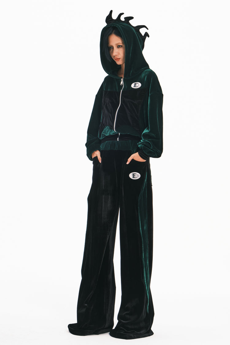 EMBRYO GREEN SPIKE cropped velvet hoodie — additional product detail view