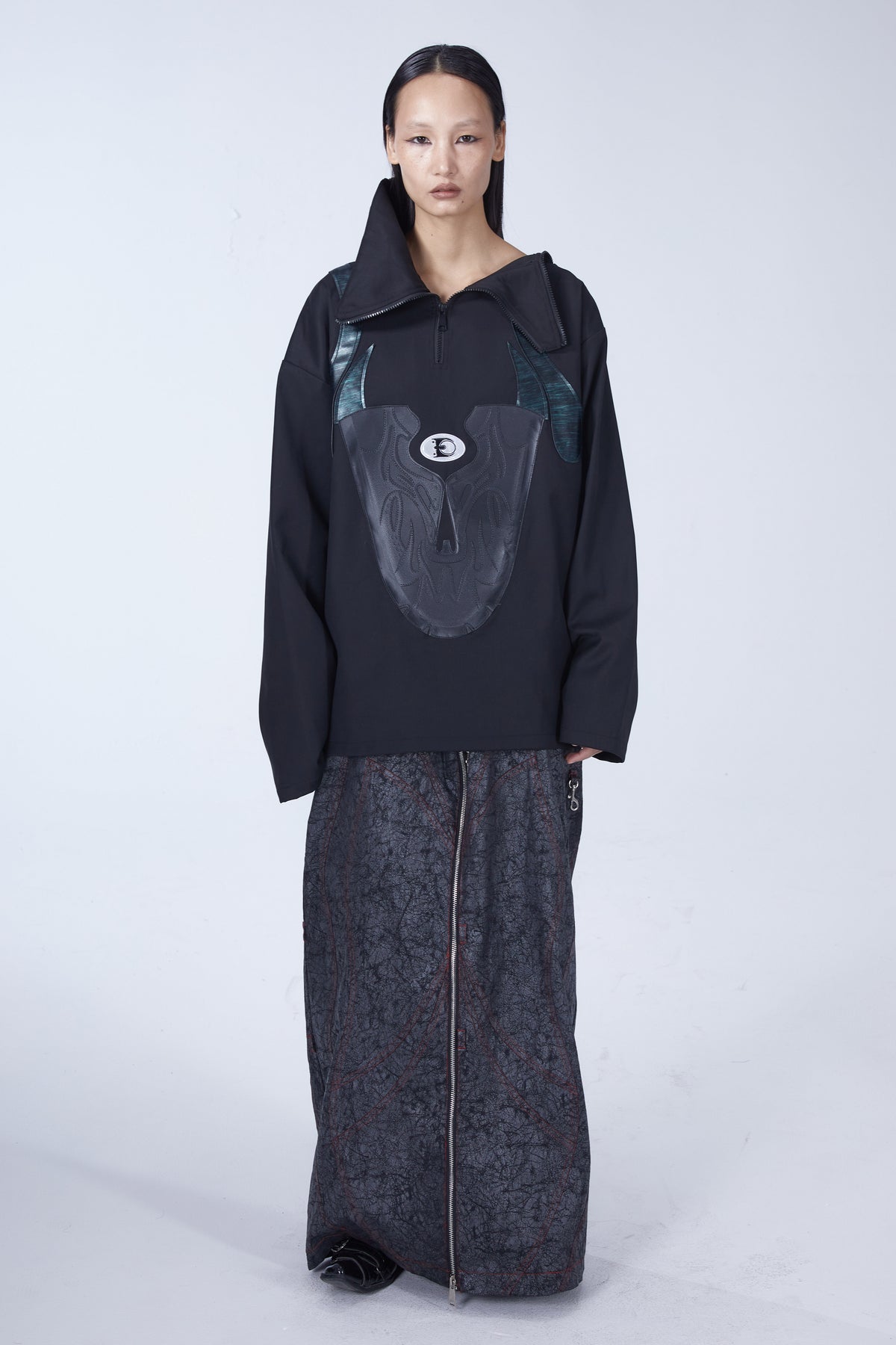 EMBRYO SHOE COLLAR asymmetrical sweatshirt — rear modeled view