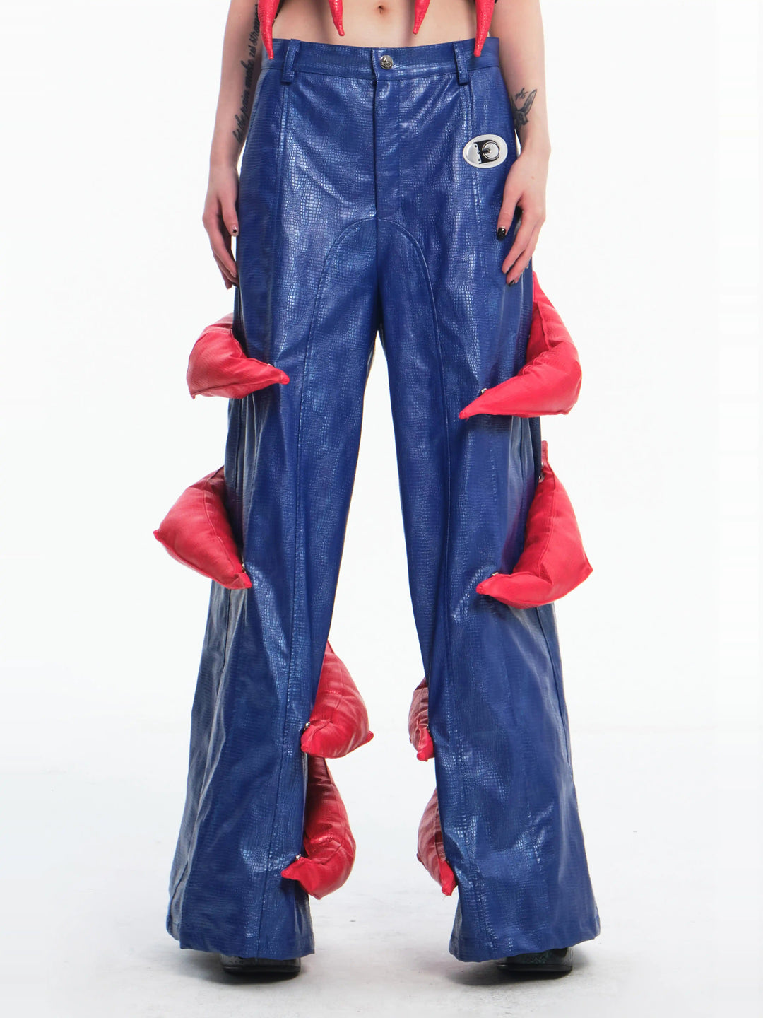 EMBRYO RED CLAW convertible padded PU pants — rear or construction presentation