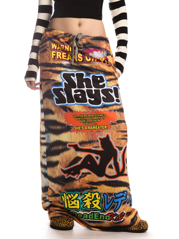 DEADENDKIDS TIGER RIOT graphic maxi skirt — material and print detail
