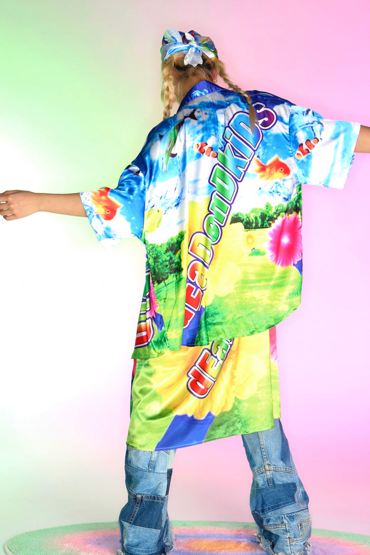 DEADENDKIDS ISLAND GRAFFITI satin-effect shirt — alternate modeled angle