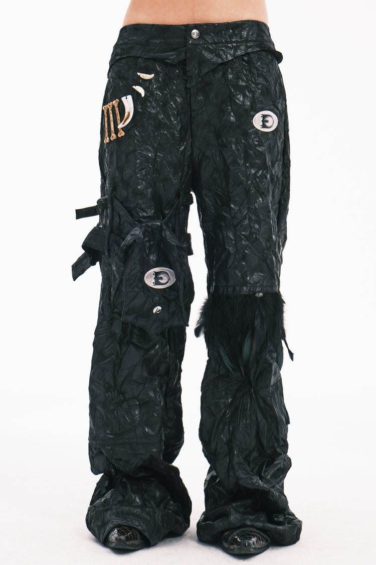 EMBRYO FEATHER LEG detachable-pouch flare pants — additional product detail view