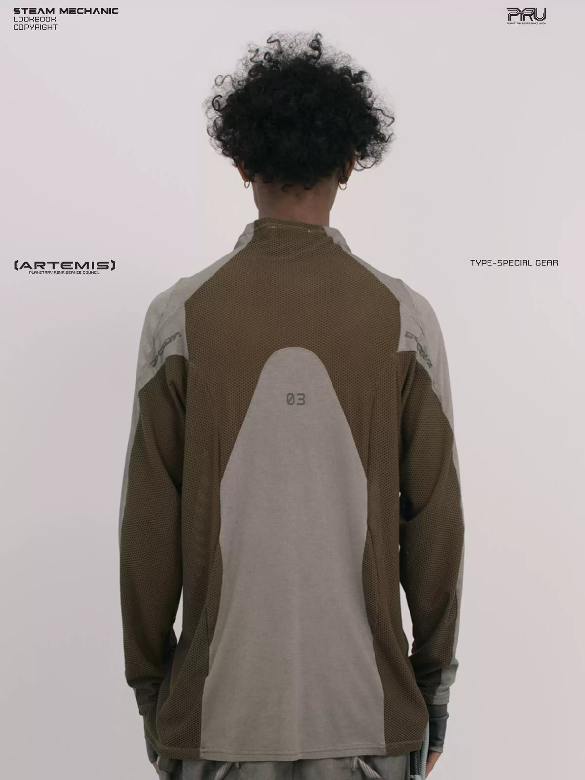 STARCORE ash tundra mesh-panel long-sleeve top b — back modeled close-up showing contrasting panels