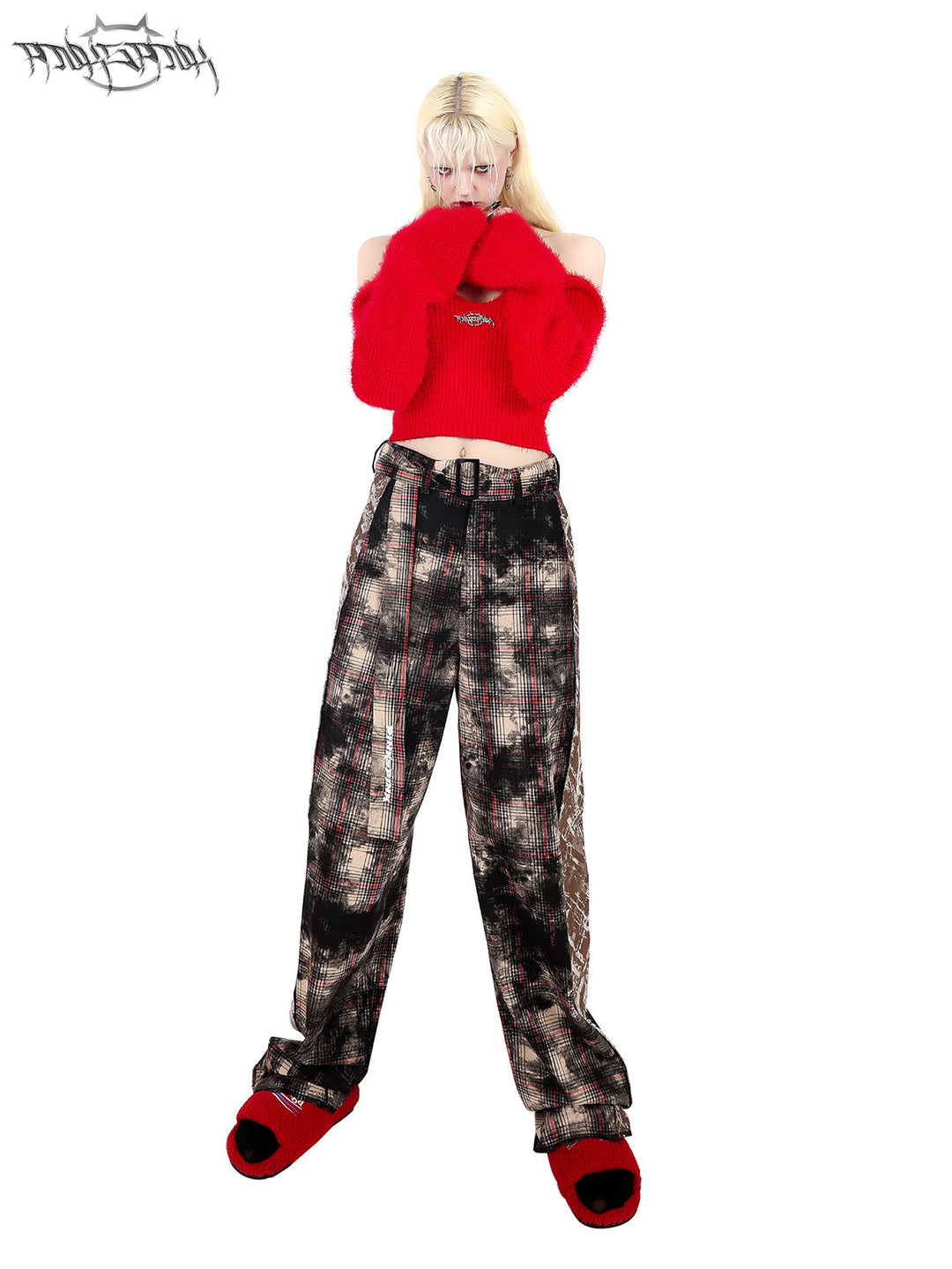 PINKSPINK CHAIN SIGNAL two-piece knit crop top — product detail view showing texture and hardware