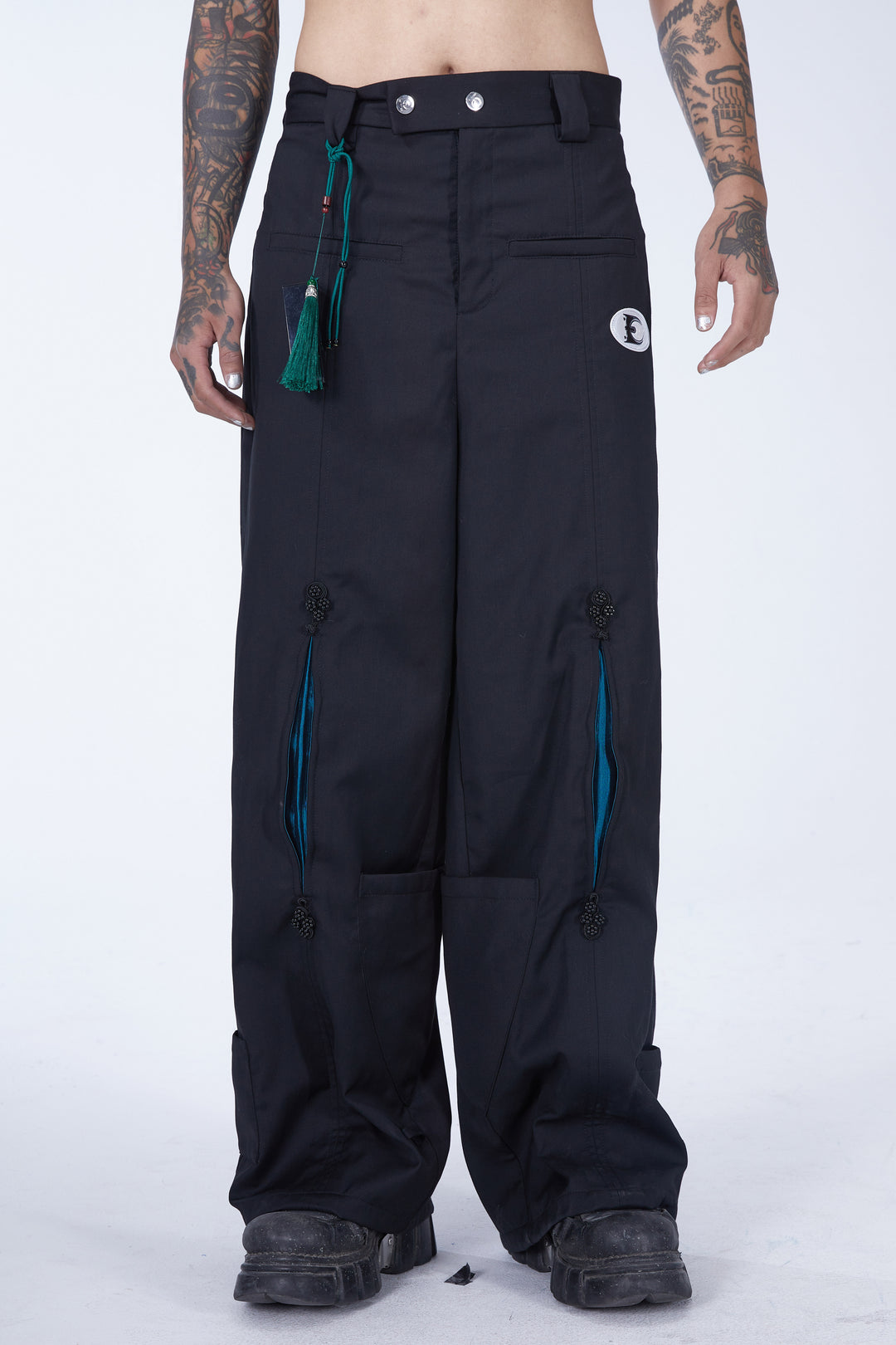 EMBRYO IMPERIAL SEAL wide-leg suit pants — rear modeled view