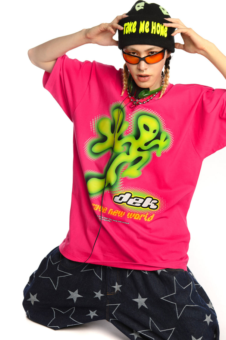 DEADENDKIDS ALIEN INVASION oversized graphic tee — rear modeled view