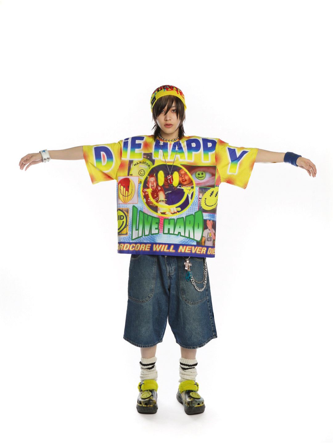 DEADENDKIDS GOOD TIMES heavyweight graphic tee — alternate modeled angle
