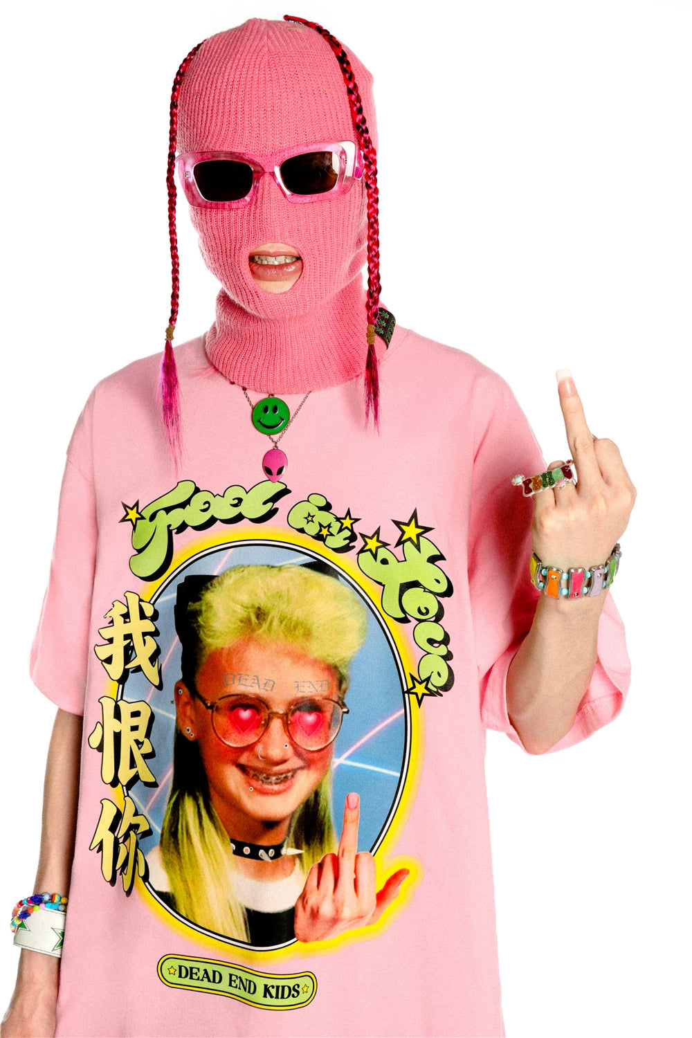 DEADENDKIDS LOVE HATE oversized graphic tee — close modeled view