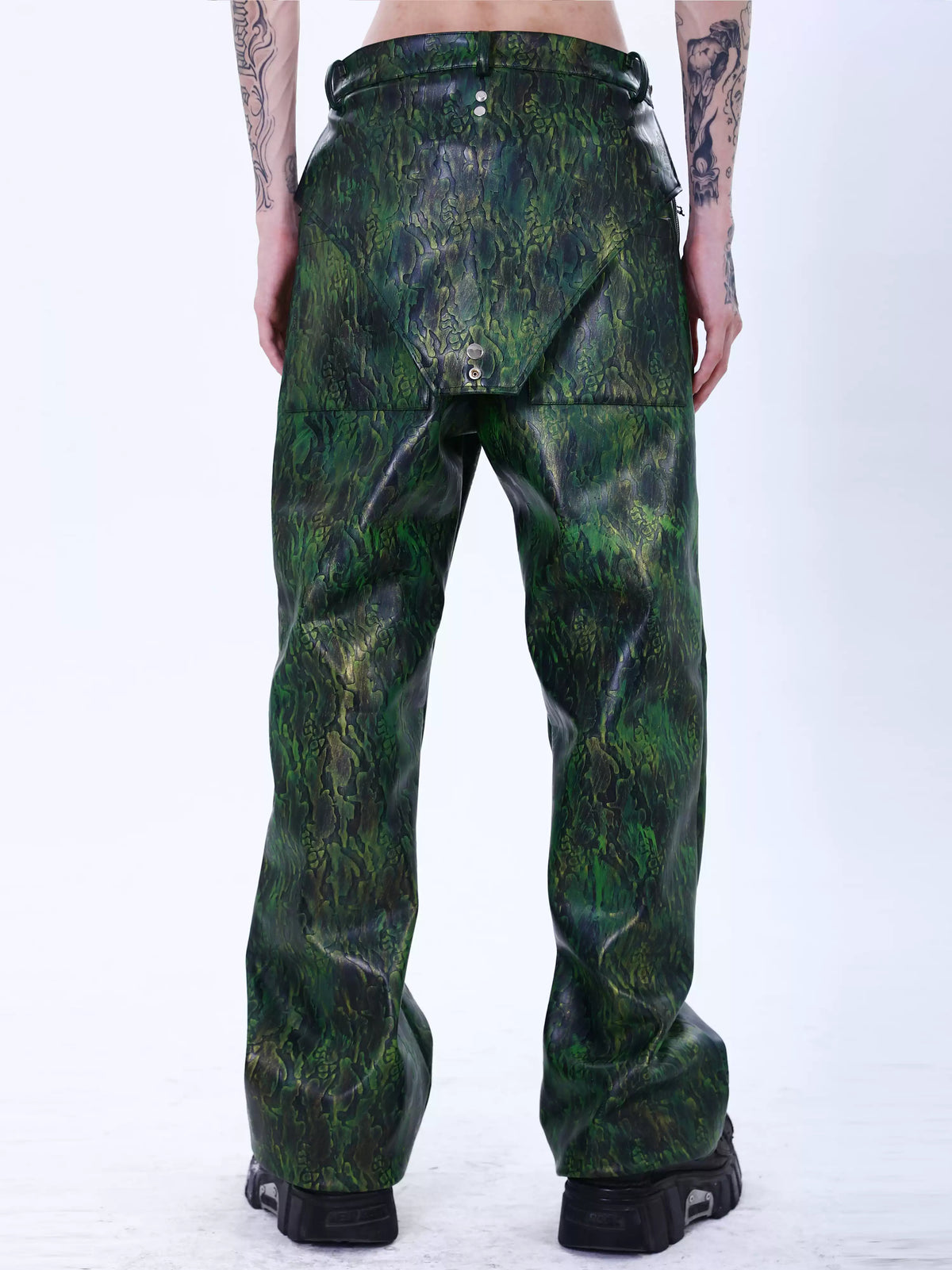 EMBRYO TRIANGLE ARMOR lace-inset leather pants — alternate modeled angle