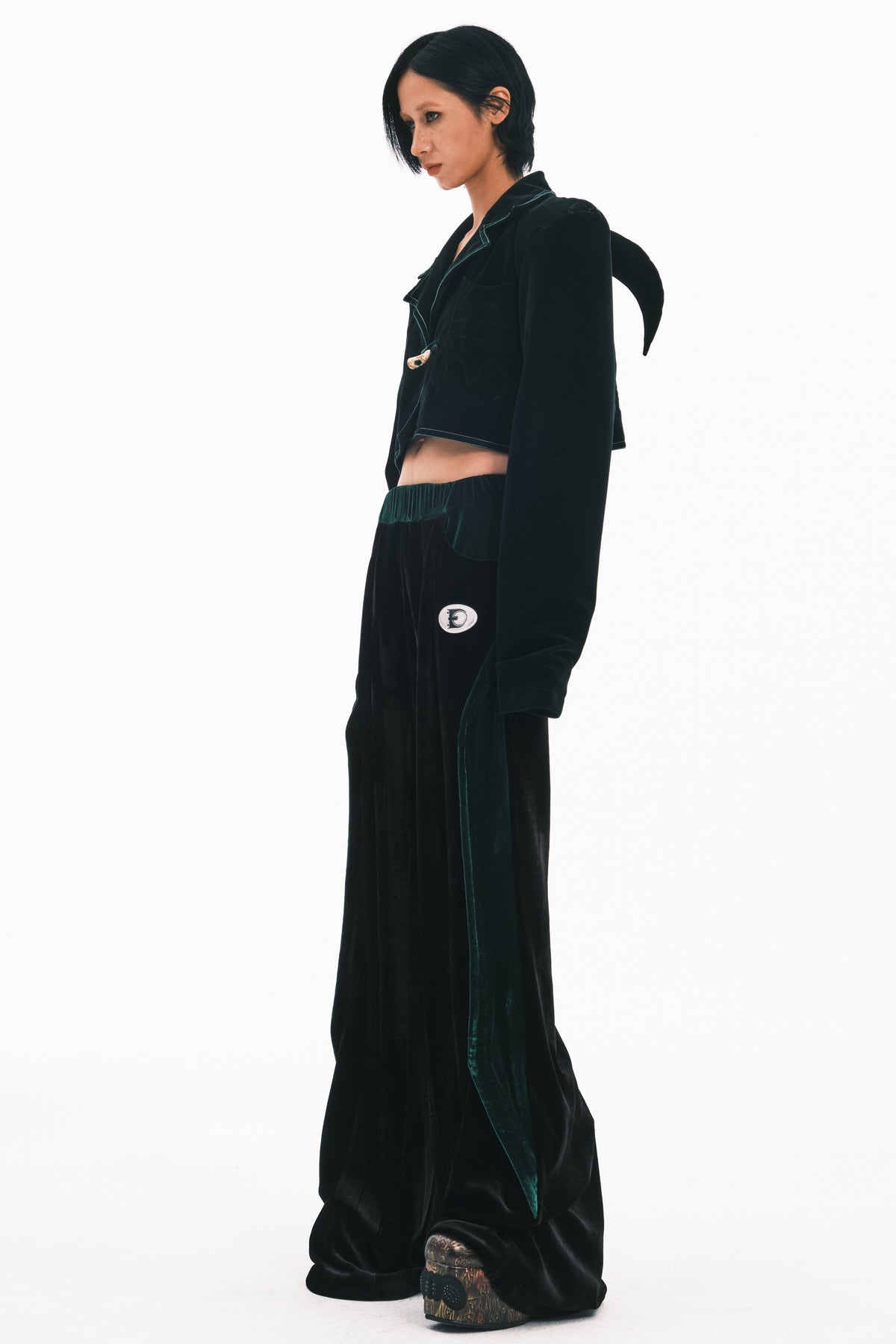 EMBRYO GREEN HORN cropped velvet blazer — product-only rear view