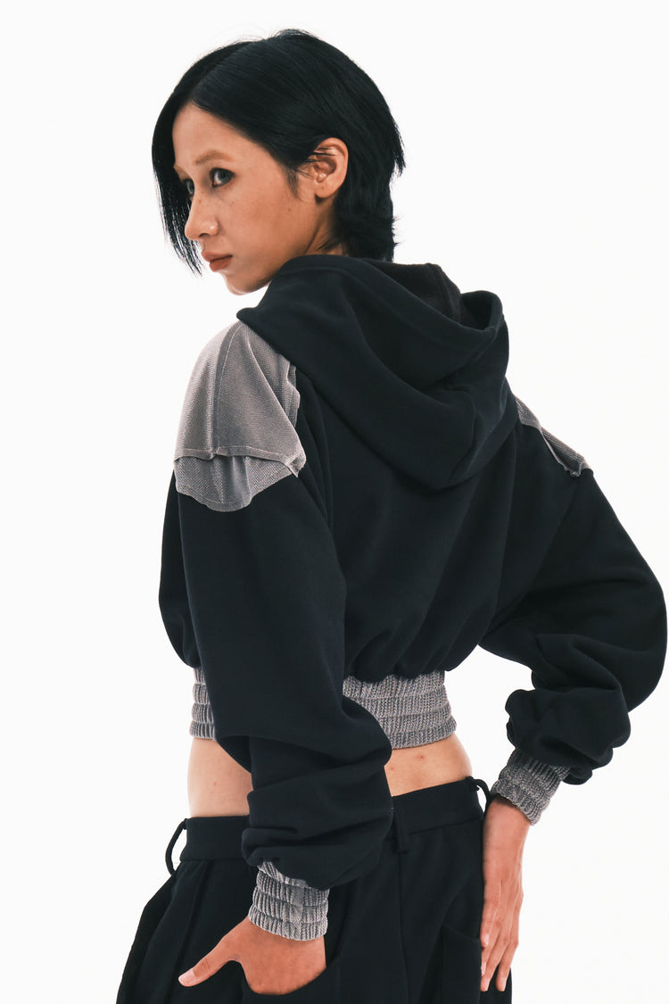 EMBRYO GUARD CORE cropped graphic sweatshirt — material and hardware detail