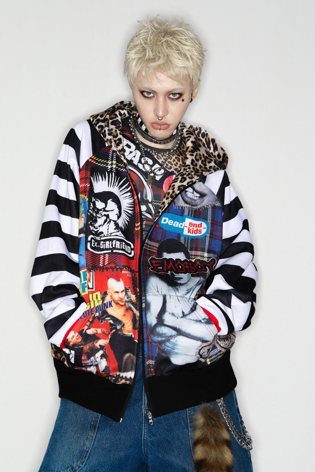 DEADENDKIDS PUNK COLLAGE fleece zip hoodie — garment-only view