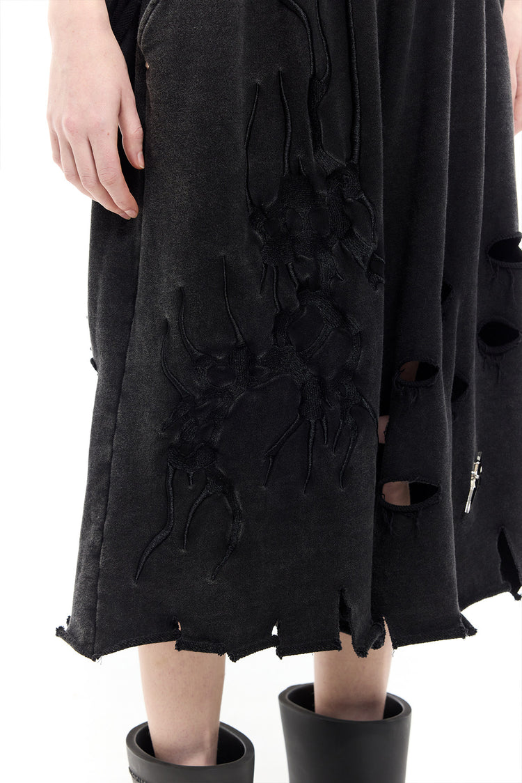 PINKSPINK ELECTRIC MOON distressed embroidered wide-leg shorts — black — close-up of tonal embroidery