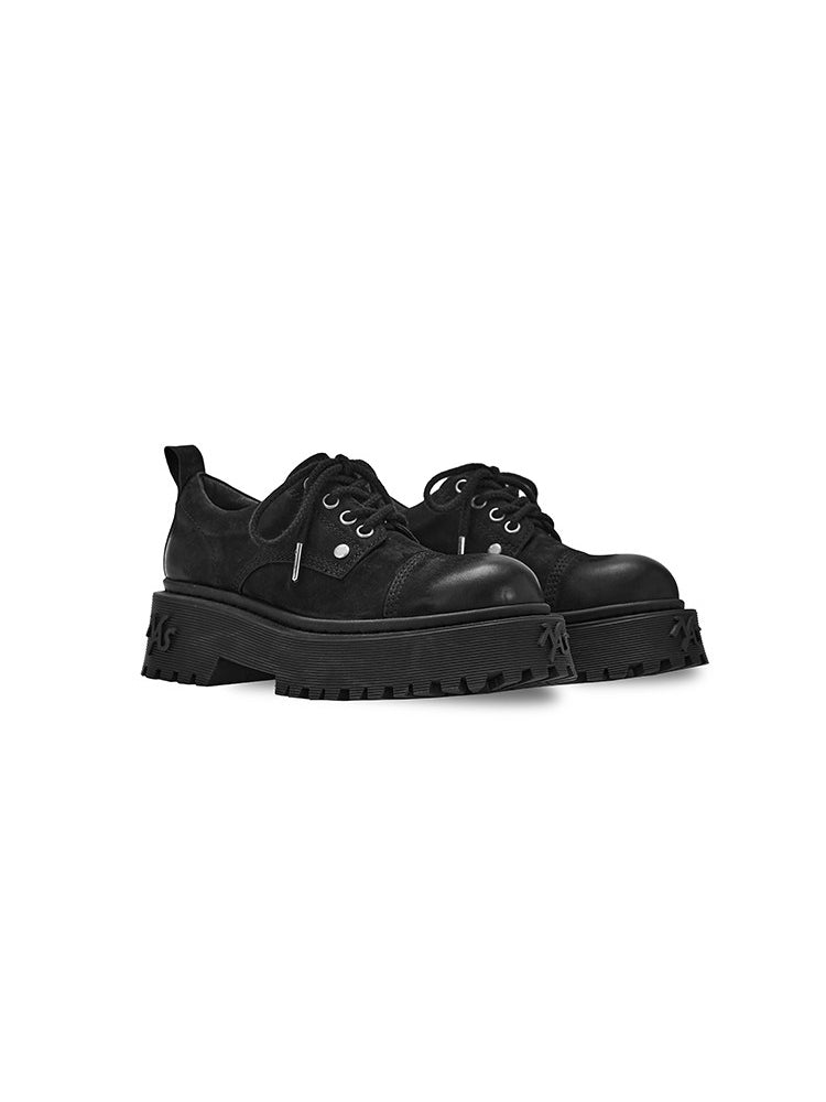 NAWS MOORE matte leather platform Derby shoes in MOORE BLACK — three-quarter shoe-only view showing open lacing and lug sole.