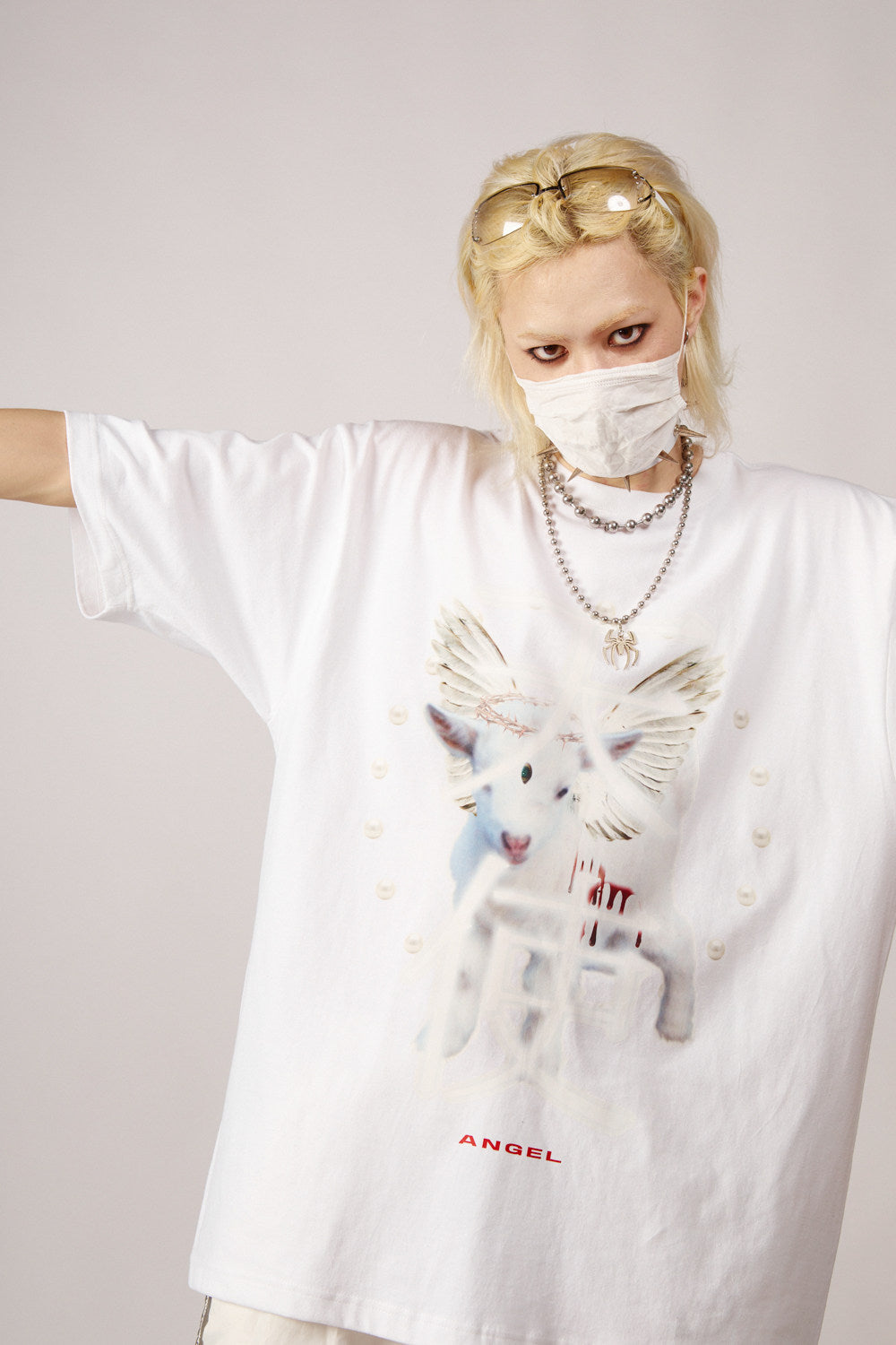 DEADENDKIDS ANGEL DEVIL oversized graphic tee — alternate modeled angle