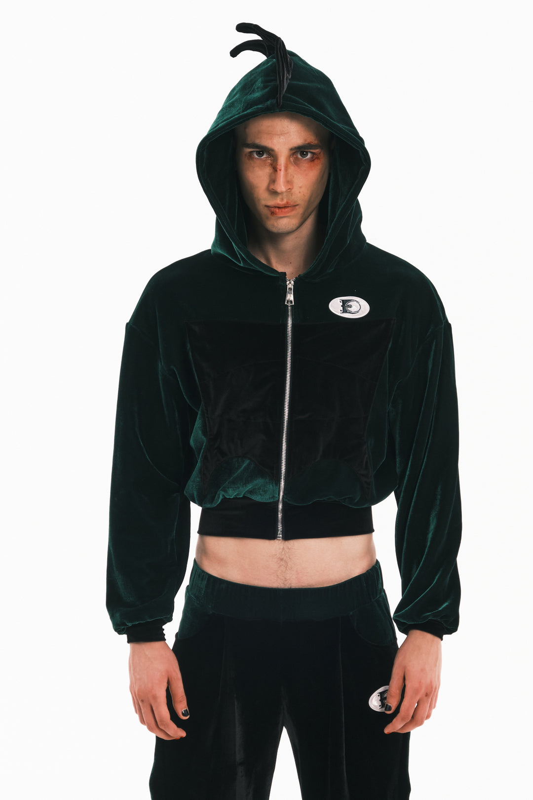 EMBRYO GREEN SPIKE cropped velvet hoodie — additional product detail view