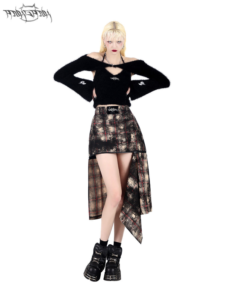 PINKSPINK CHAIN SIGNAL two-piece knit crop top — modeled detail view of the garment construction