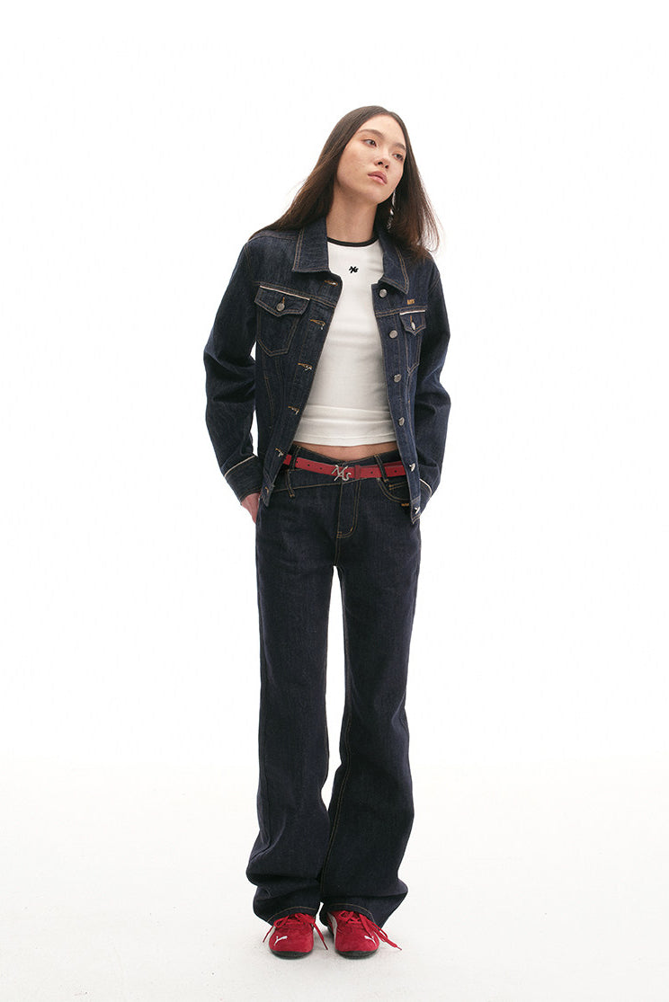 NAWS ROSE red leather belt — close modeled view highlighting the construction