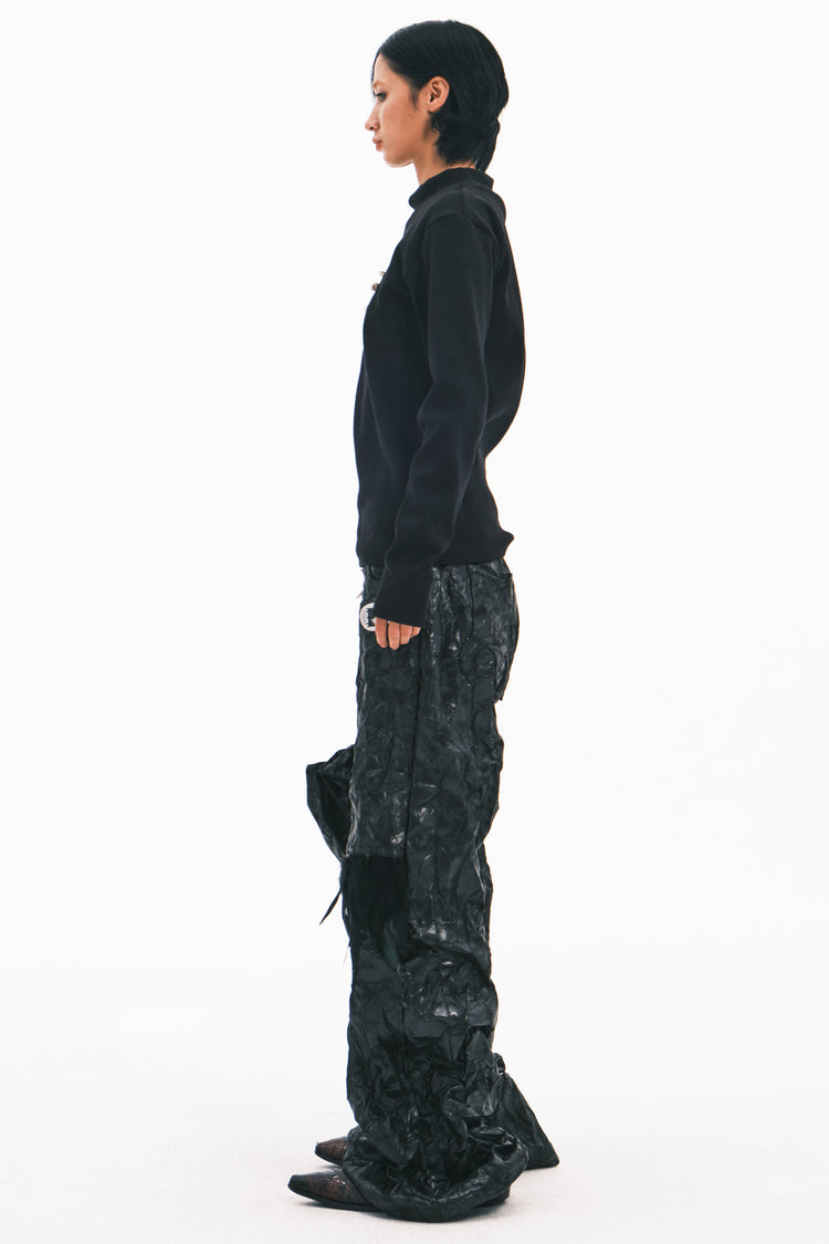 EMBRYO FEATHER LEG detachable-pouch flare pants — additional product detail view