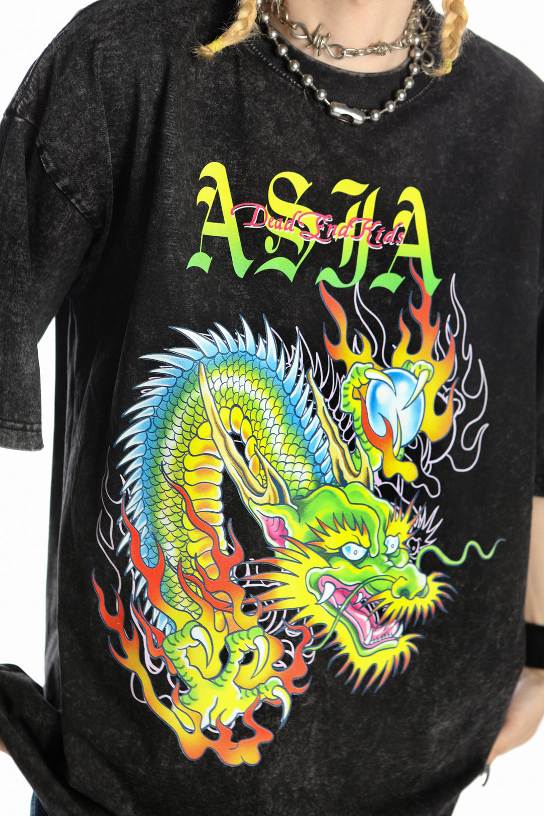 DEADENDKIDS ASIA DRAGON washed graphic tee — close modeled view