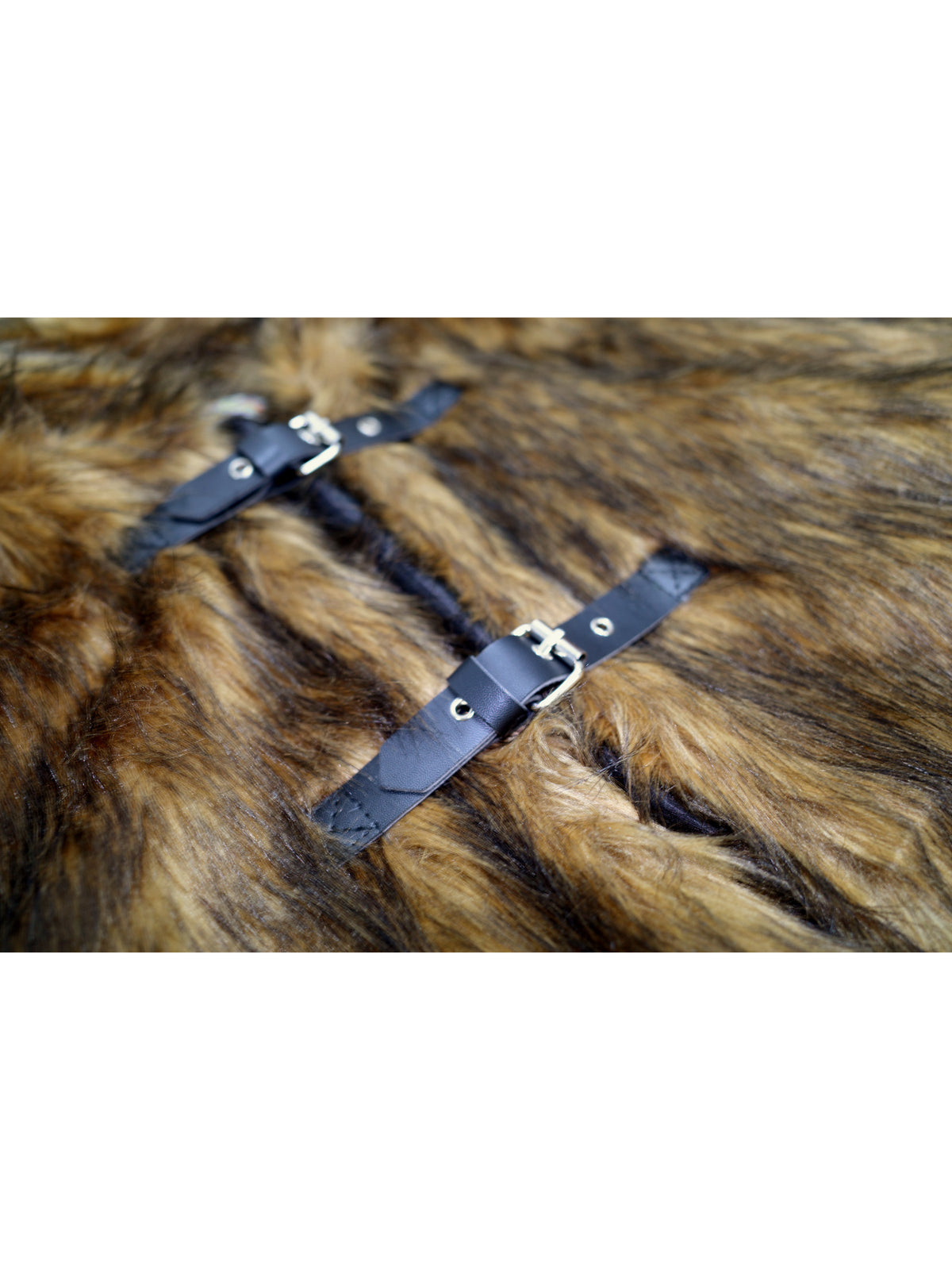 DEADENDKIDS NOMAD HOOD faux-fur coat — full-length modeled view