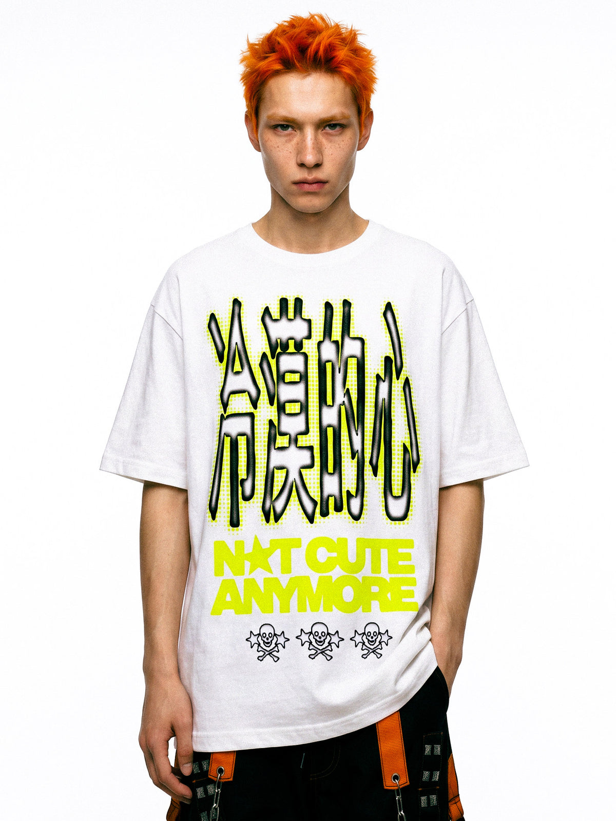DEADENDKIDS NUMB HEART oversized graphic tee — alternate styled presentation